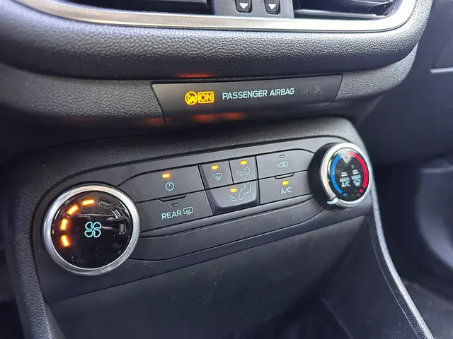 Ford Fiesta 1.1 Trend 2018 Benzine 13