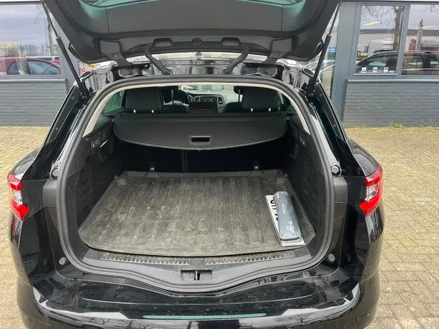 Renault Mégane Estate 1.3 TCe Bose / Automaat 2020 Benzine 14