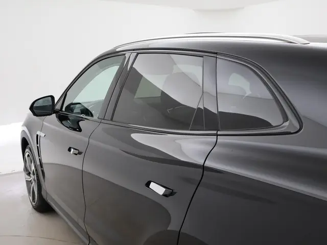 MG Marvel R LUXURY 70 kWh *BTW* 2022 Elektrisch 23