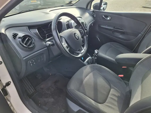 Renault Captur 1.2 TCe Intens TREKHAAK 2017 Benzine 10