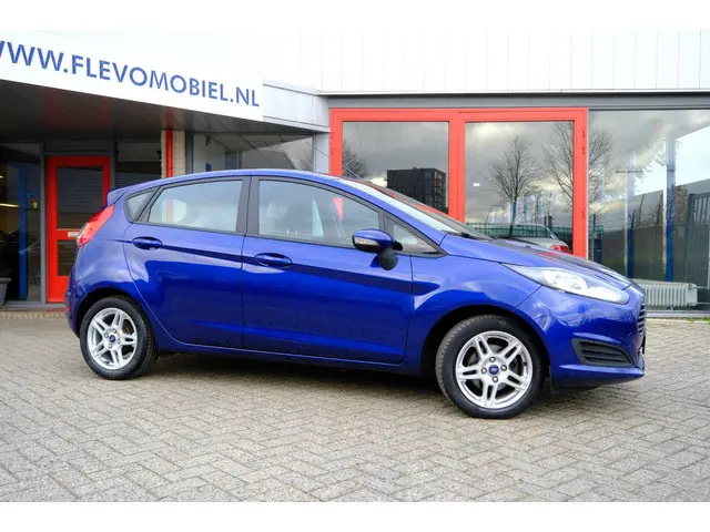 Ford Fiesta 1.0 Style 5-dsrs Navi|Airco|LMV 2015 Benzine 4