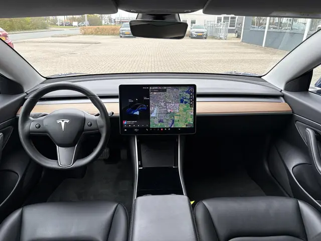 Tesla Model 3 Standard RWD Plus 60 kWh 2020 Elektrisch 17