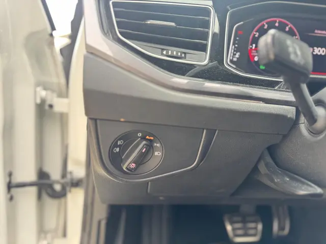Volkswagen Polo 2.0 TSI GTI 2019 Benzine 25