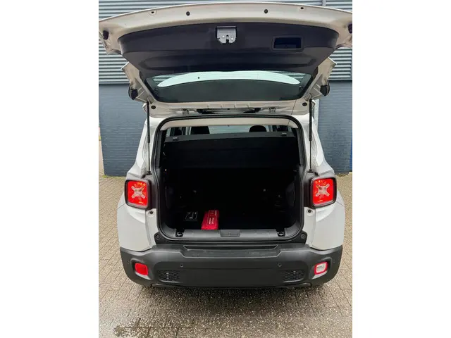 Jeep Renegade 1.3T Limited 2019 Benzine 10