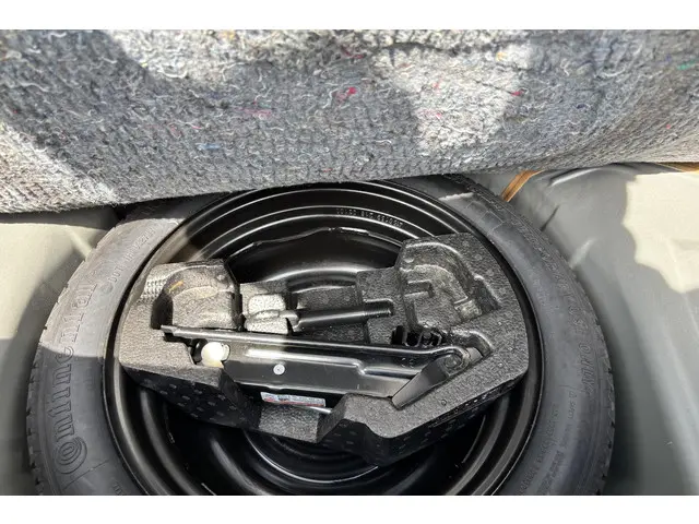 Toyota Aygo 1.0 VVT-i x-fun, Bluetooth, Airco 2021 Benzine 28