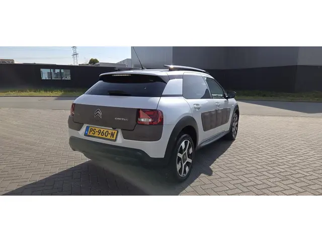 Citroën C4 Cactus 1.2 PureTech W 2014 Benzine 6