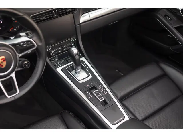 Porsche 911 Cabrio 3.0 Carrera S 2018 Benzine 11