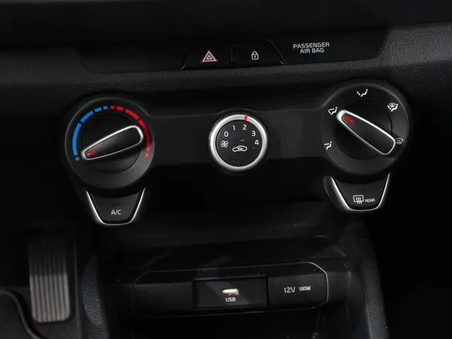 Kia Stonic 1.0 T-GDi 100pk ComfortLine 2021 Benzine 23