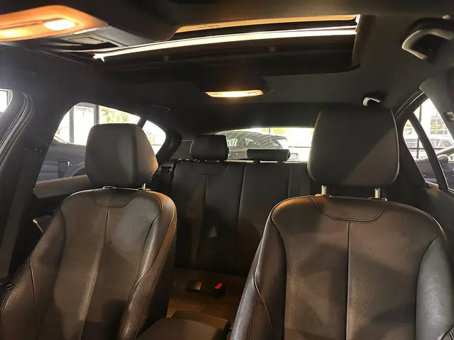BMW 1 Serie 116i High Executive 2015 Benzine 20