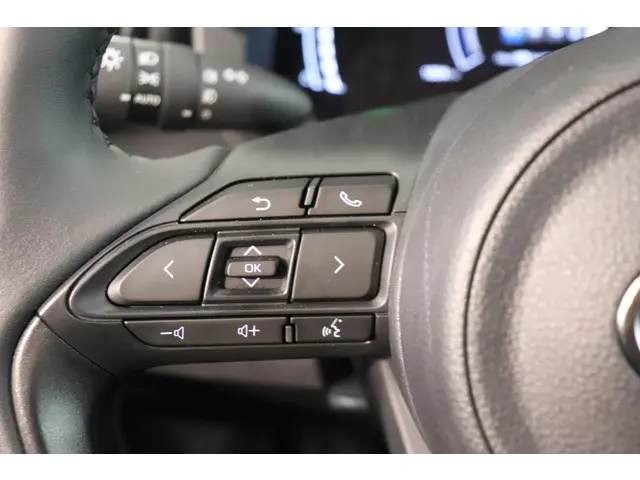 Toyota Yaris 1.5 Hybrid 2025 Hybride Benzine 21