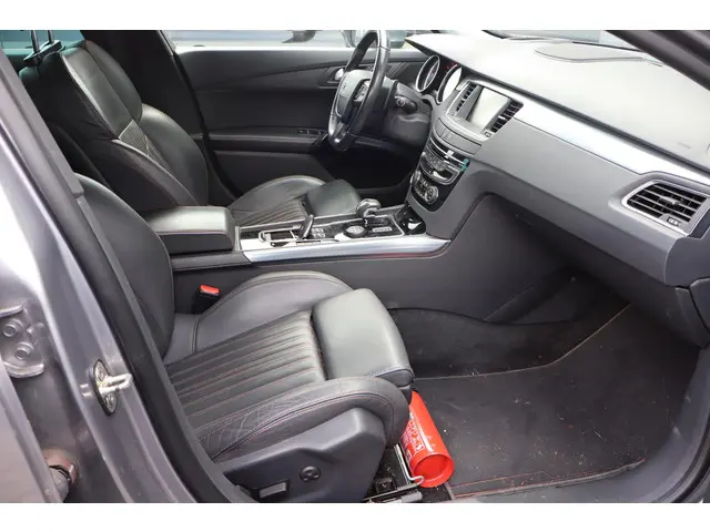 Peugeot 508 RXH 2.0 HDi HYbrid4 2017 Hybride Diesel 12