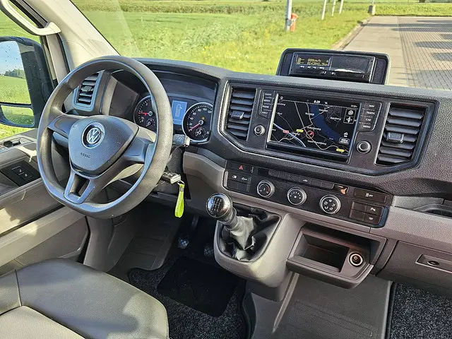 Volkswagen Crafter 50 2.0 2018 Diesel 8