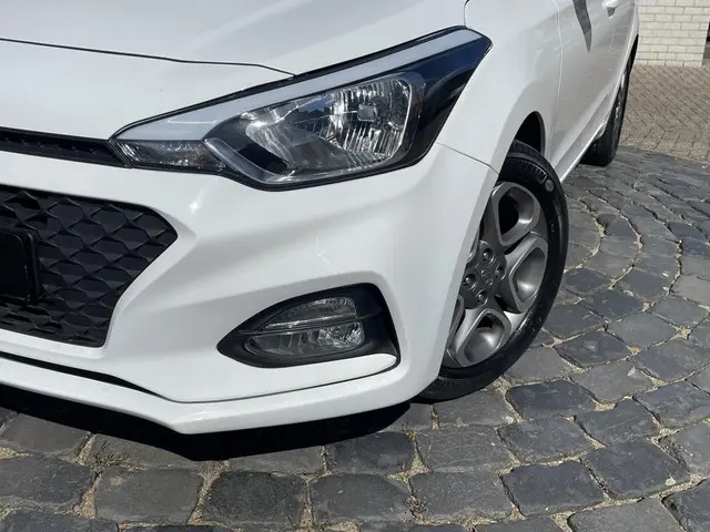 Hyundai i20 1.2 MPI Comfort 2019 Benzine 21