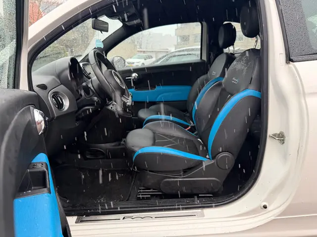 Fiat 500 1.2 Lounge cabrio 2017 Benzine 7