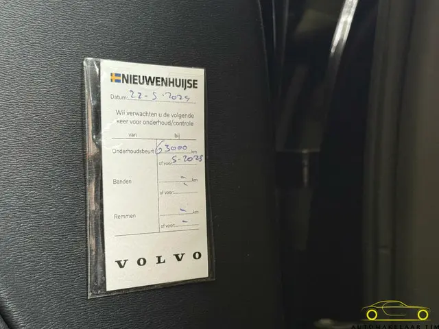 Volvo V90 2.0 T5 Momentum / Orig. NL / NAP 2017 Benzine 18