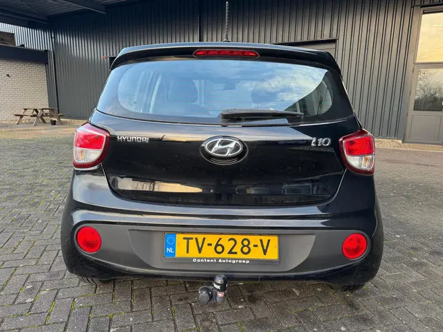 Hyundai i10 1.0i Comfort ( AIRCO + KM NAP ) 2018 Benzine 7