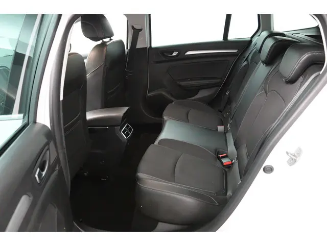 Renault Mégane Estate 1.3 TCe 140 Techno 2023 Benzine 23