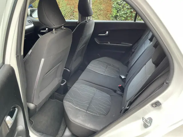 Kia Picanto 1.0 CVVT Design Edition 2013 Benzine 7