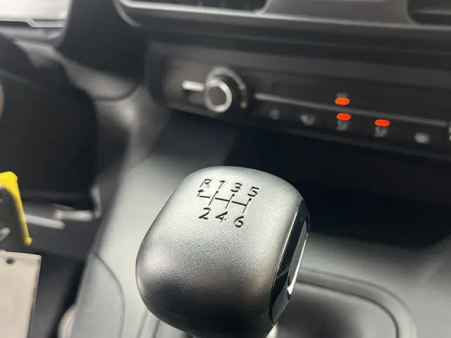 Citroën Berlingo BlueHDi 100 S&S L2 2024 Diesel 12