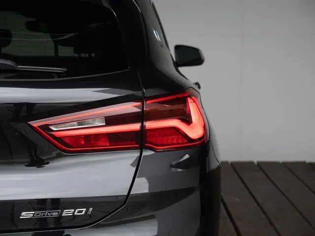 BMW X2 sDrive20i 2019 Benzine 24