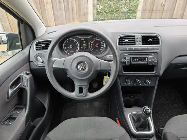 Volkswagen Polo 1.2 TSI BlueMotion Edition 2014 Benzine 10