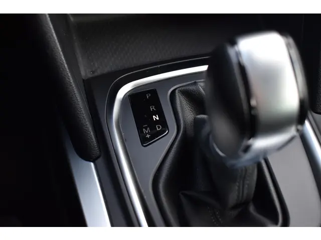 Renault Mégane Estate TCe 140 EDC Techno 2023 Benzine 18