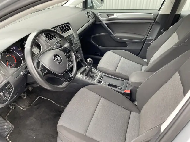 Volkswagen Golf 1.2 TSI Trendline 2013 Benzine 3