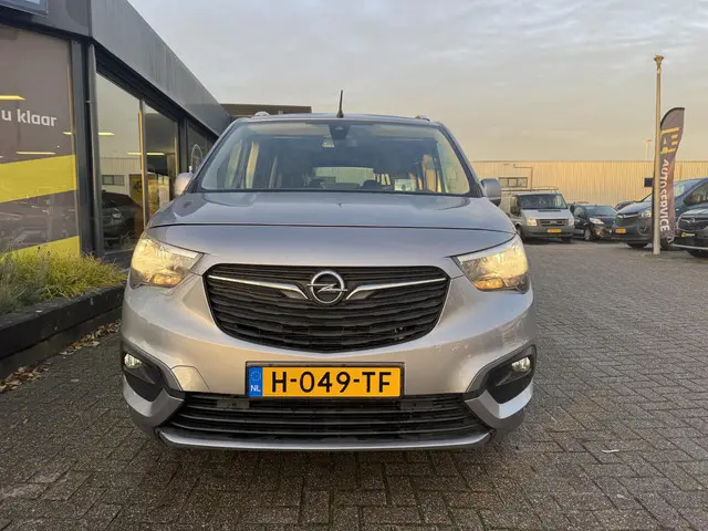 Opel Combo Tour 1.2 Turbo L2H1 Edition 7p. 2019 Benzine 12