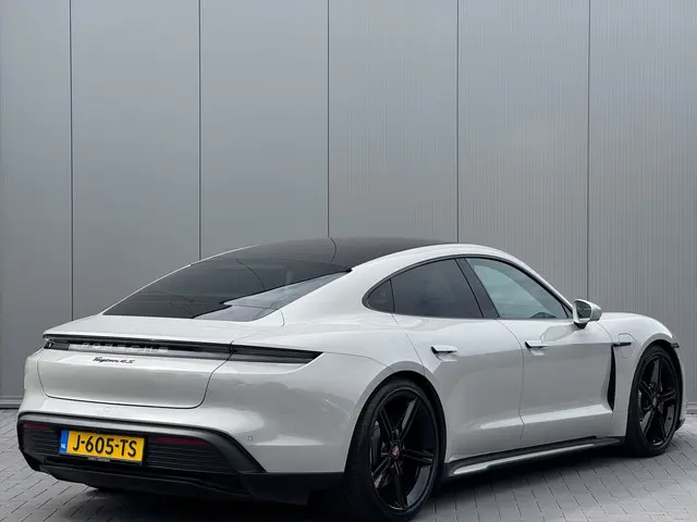 Porsche Taycan 4S Performance 93 kWh 2020 Elektrisch 2
