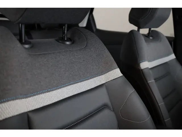 Citroën ë-C4 Shine 50 kw/h 2022 Elektrisch 15