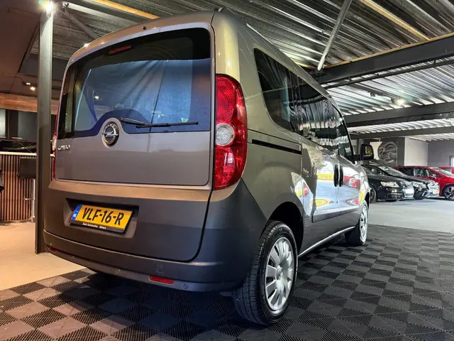 Opel Combo 1.4 L1H2 ecoFLEX Edition 2018 Benzine 26