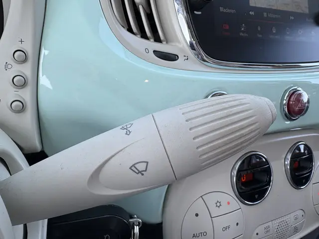 Fiat 500C 0.9 TwinAir Turbo Lounge 2017 Benzine 10