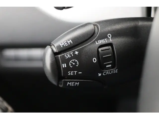 Opel Vivaro 2.0 CDTI L3H1 DC Edition 2020 Diesel 37