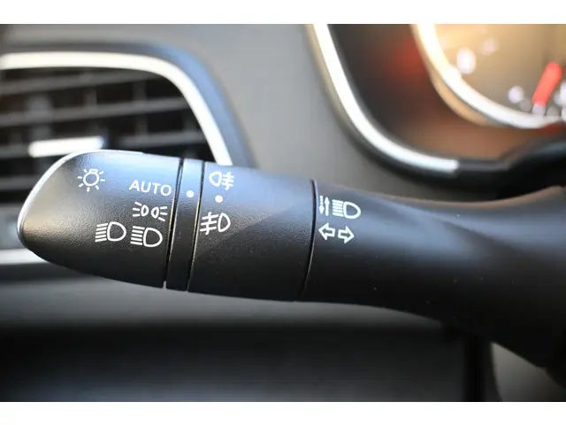 Renault Mégane Estate 1.0 TCe Business Zen 2022 Benzine 28