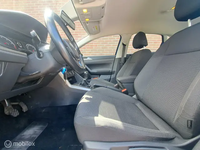 Volkswagen Polo 1.0 TSI Comfortline 2020 Benzine 15