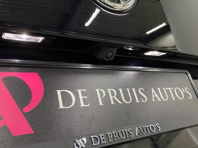 Volkswagen Transporter 2.0 TDI L2H1 30 DC 2021 Diesel 7