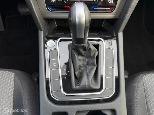 Volkswagen Passat Variant 2.0 TDI Business 2023 Diesel 14