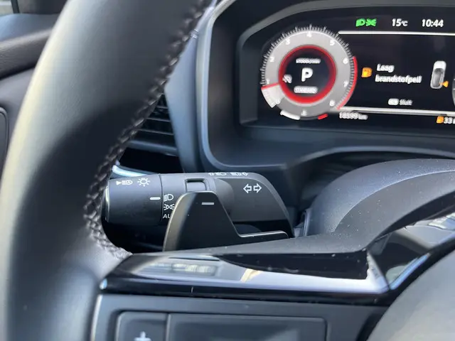 Nissan QASHQAI 1.3 MHEV Xtronic N-Connecta 2024 Benzine 40