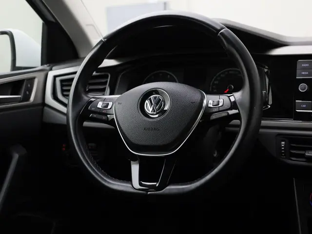 Volkswagen Polo 1.0 TSI Comfortline 2018 Benzine 13