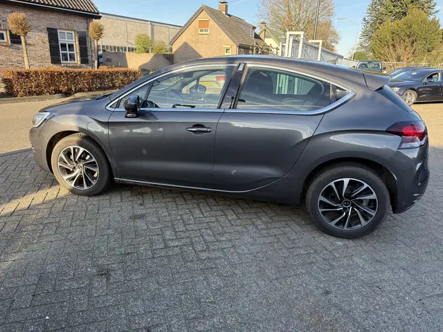 DS DS 4 PureTech Chic 2018 Benzine 4