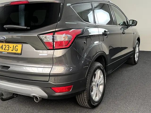 Ford Kuga 1.5 EcoBoost ST Line 2017 Benzine 44