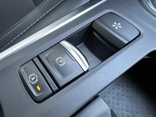 Renault Mégane Estate 1.3 TCe 140 Techno 2023 Benzine 35