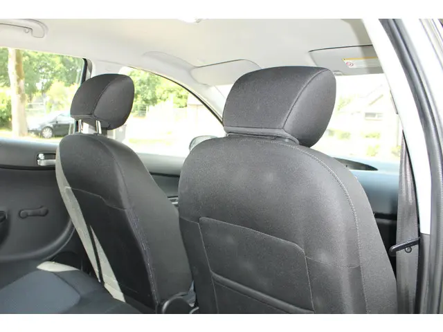 Hyundai i20 1.4i 2014 Benzine 16
