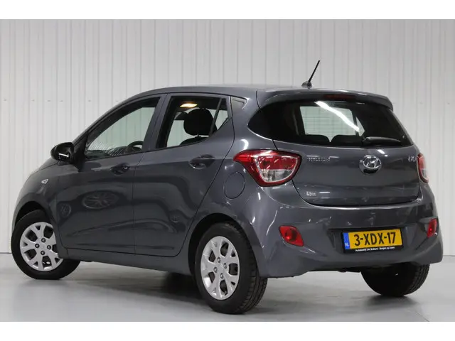 Hyundai i10 1.0i i-Motion 2014 Benzine 9