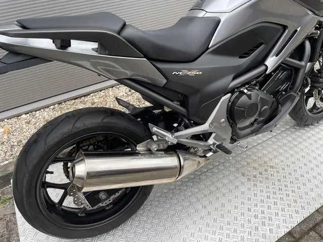 Honda NC 750 X ABS 2014 Benzine 10