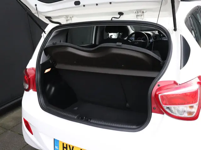 Hyundai i10 1.0i i-Motion Comfort 2016 Benzine 12