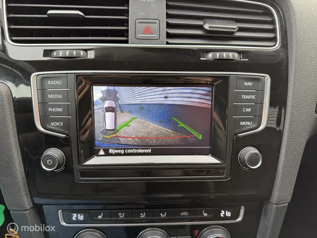 Volkswagen Golf Variant 2.0 TDI Highline 2015 Diesel 17