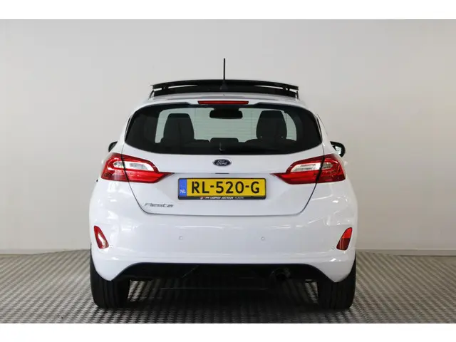 Ford Fiesta 1.0 EcoBoost ST-Line 2018 Benzine 32