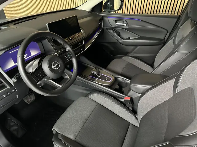 Nissan QASHQAI 1.3 MHEV 2025 Benzine 4