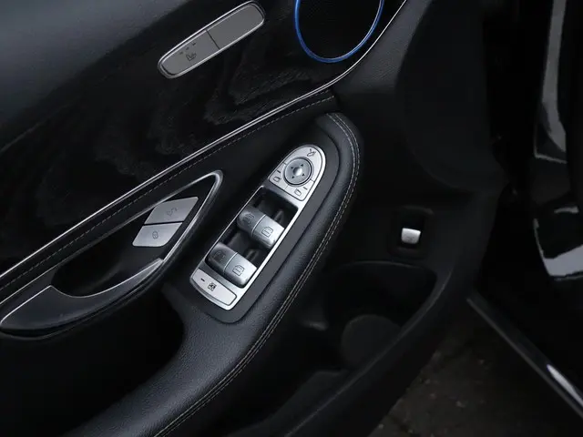 Mercedes-Benz C-Klasse 160 Prestige 2015 Benzine 18